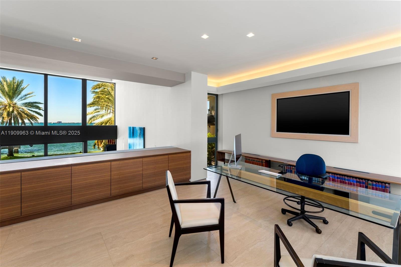 TROPICAL ISLE HOMES SUB 4 - Residential Lease