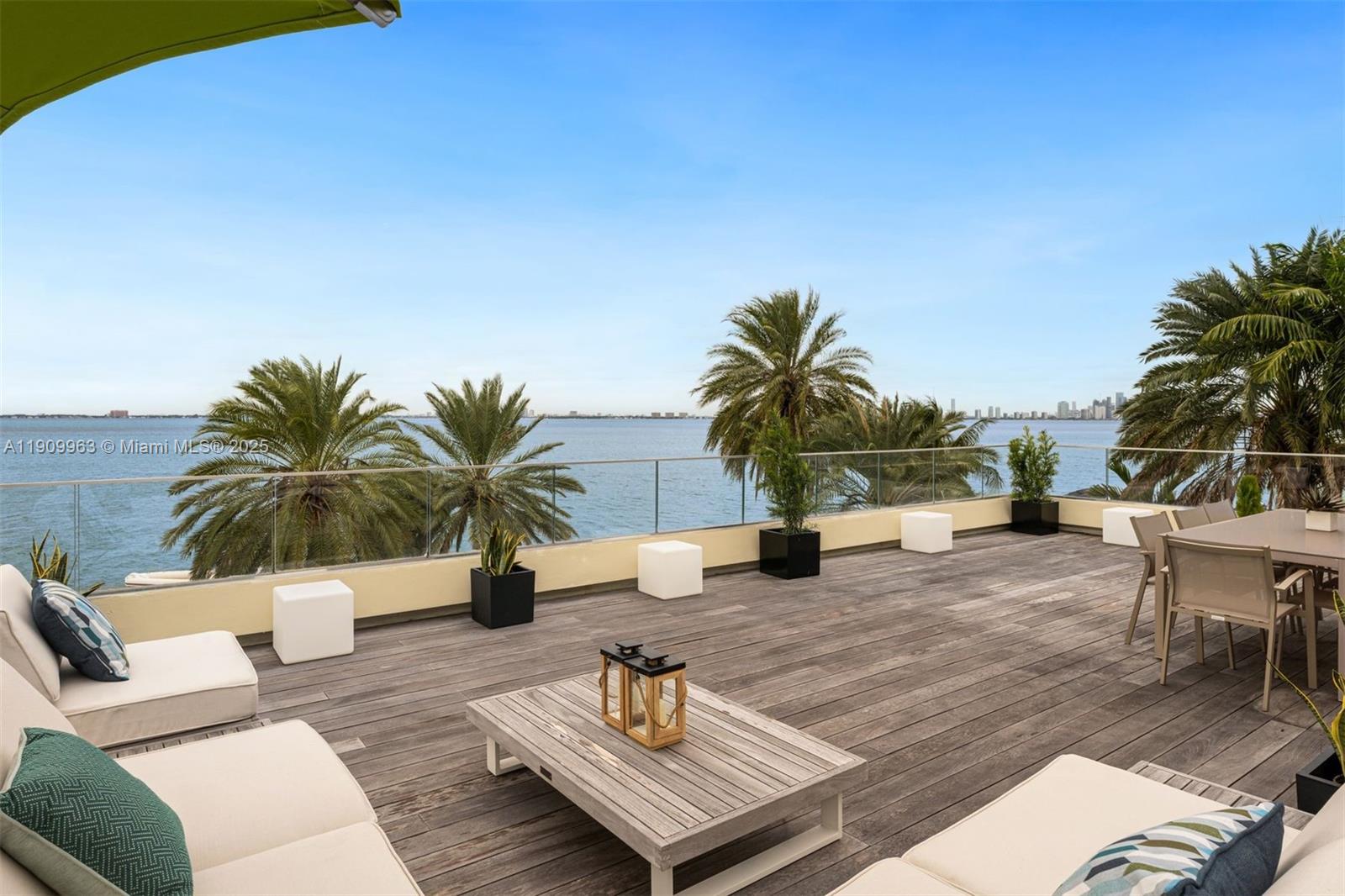 TROPICAL ISLE HOMES SUB 4 - Residential Lease