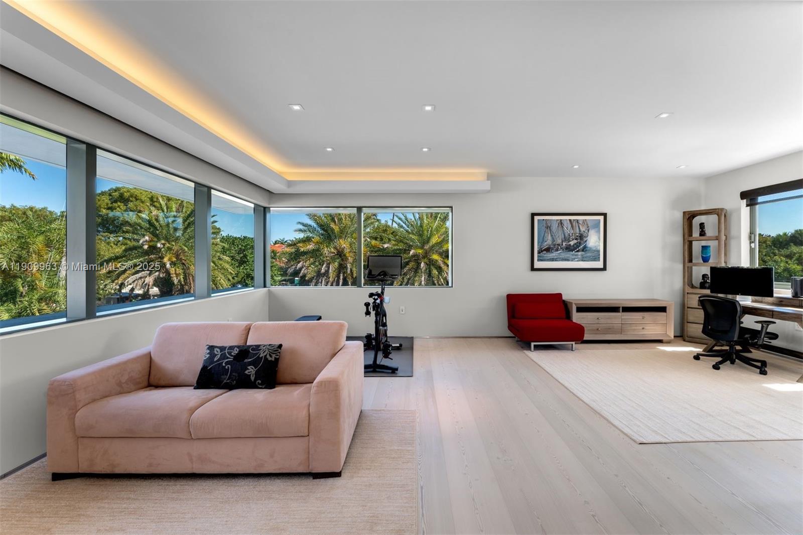 TROPICAL ISLE HOMES SUB 4 - Residential Lease