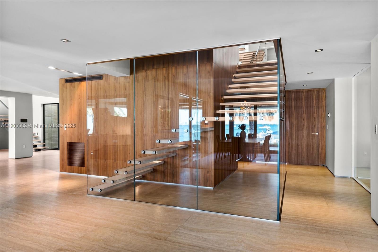 TROPICAL ISLE HOMES SUB 4 - Residential Lease