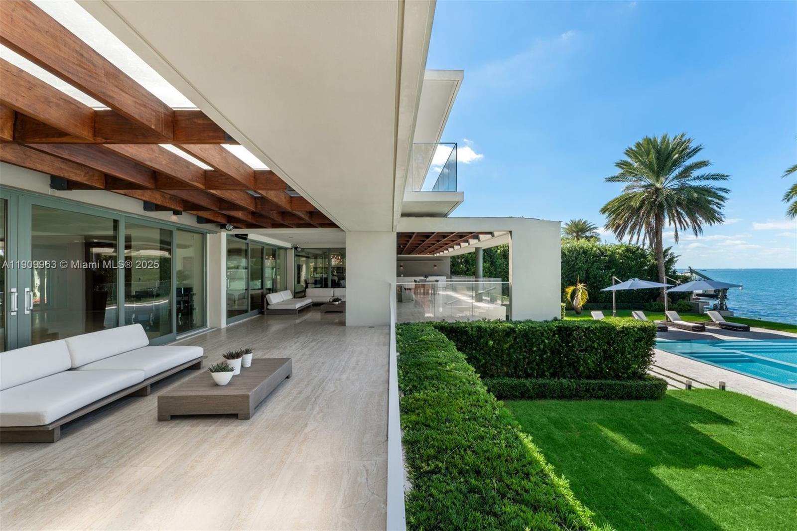 TROPICAL ISLE HOMES SUB 4 - Residential Lease