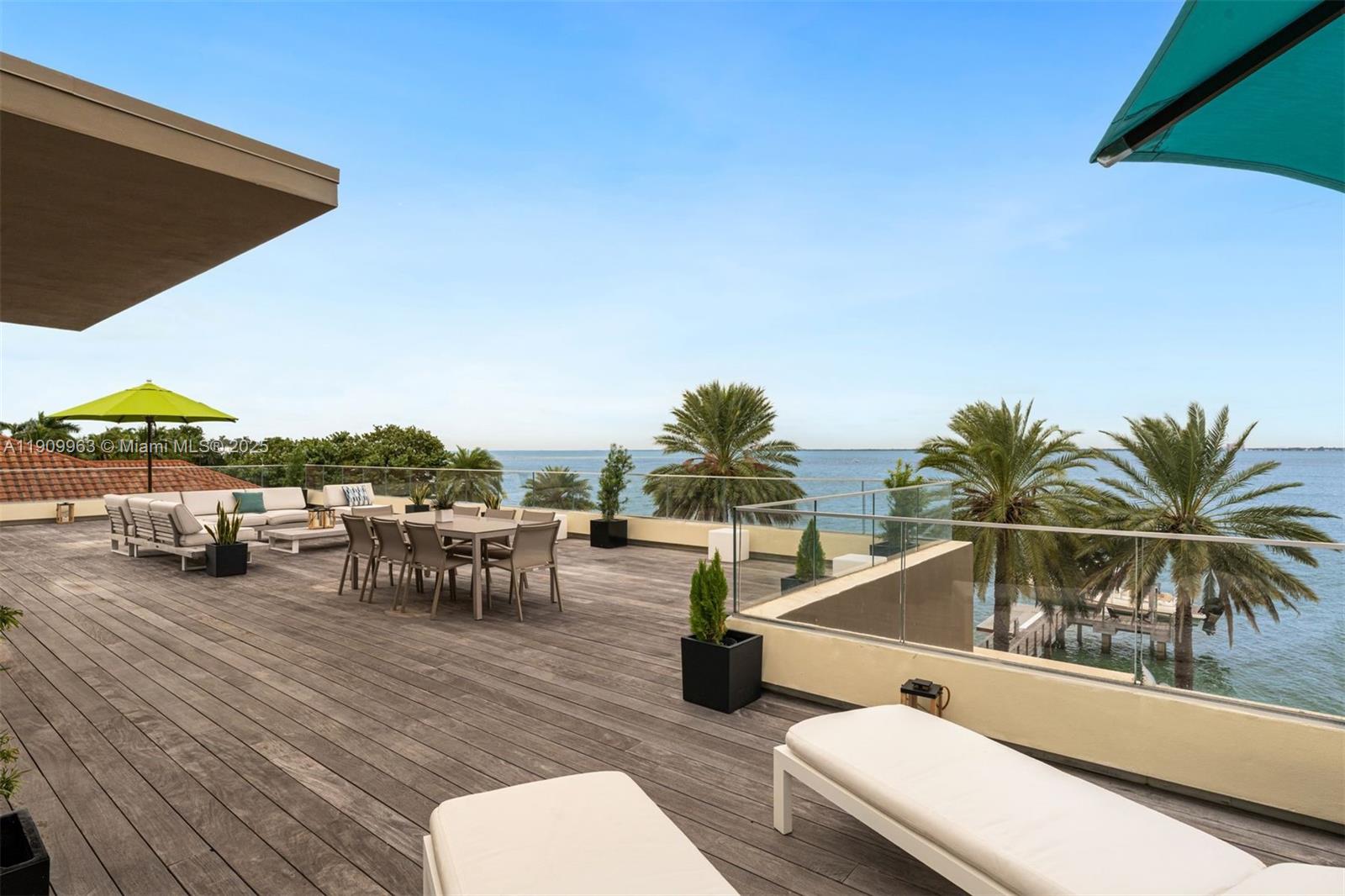 TROPICAL ISLE HOMES SUB 4 - Residential Lease