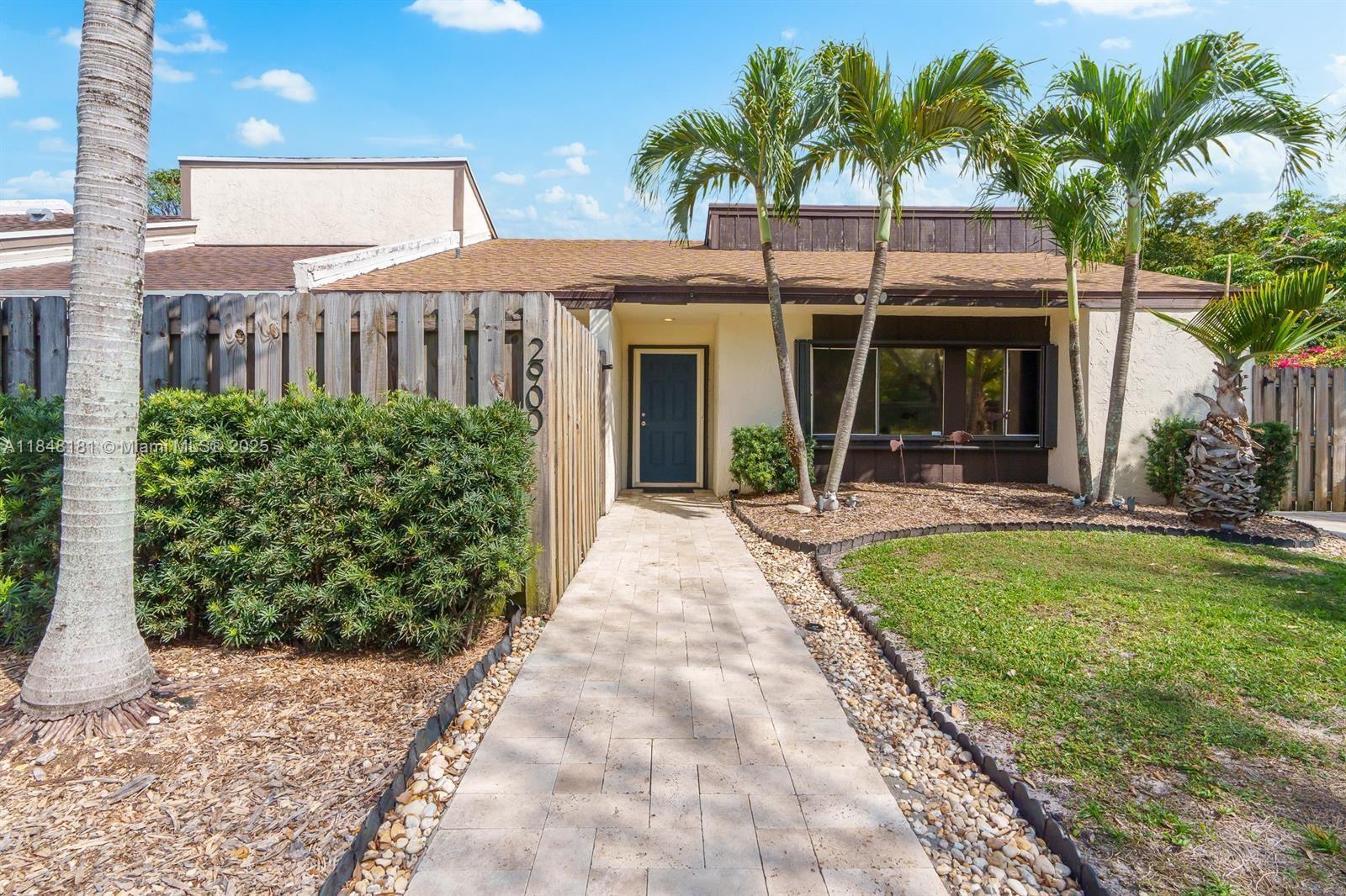 2900 NW 69th Ct