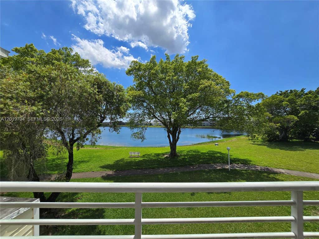 Photo of 3457 NW 44th St #205, Oakland Park, FL 33309 (MLS # A12019794)