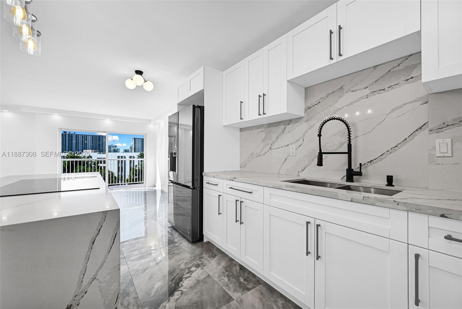 TOWNE ROYALE CONDO - Residential Lease