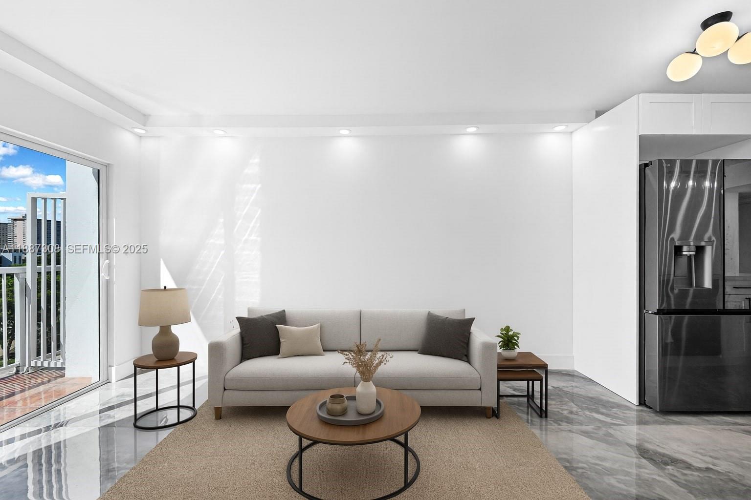 TOWNE ROYALE CONDO - Residential Lease