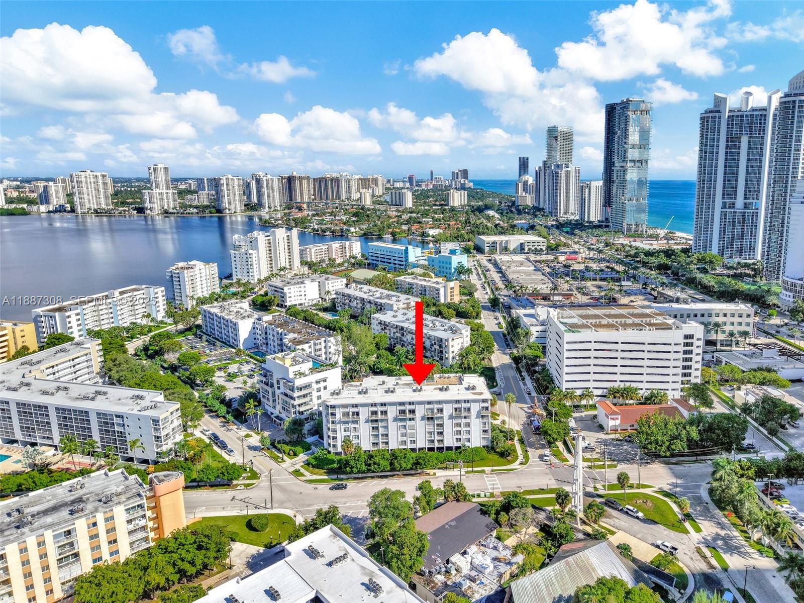 TOWNE ROYALE CONDO - Residential Lease