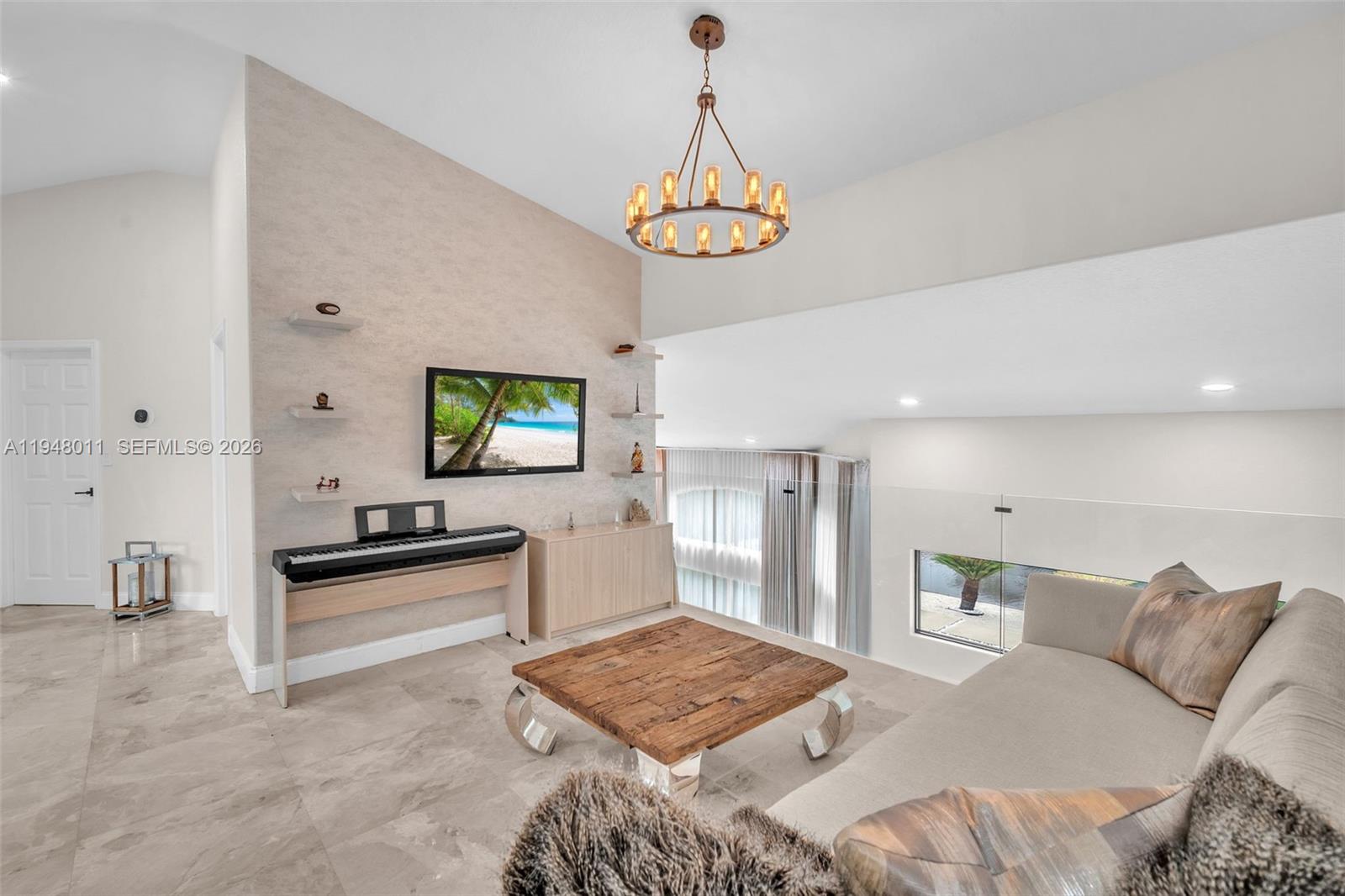 WINDSOR PALMS - Residential