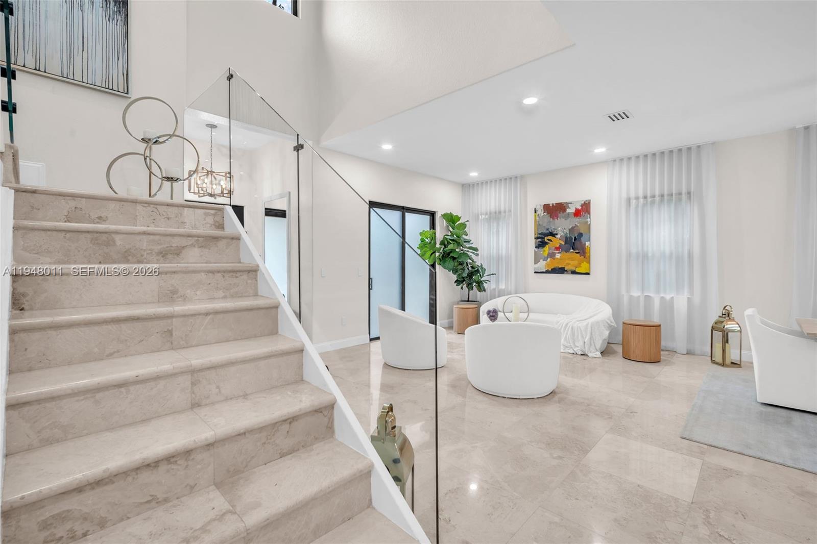 WINDSOR PALMS - Residential