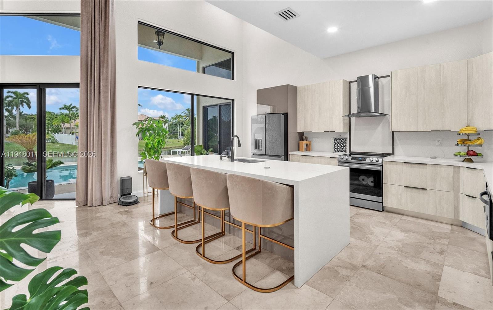 WINDSOR PALMS - Residential