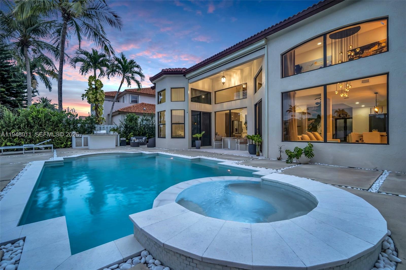 WINDSOR PALMS - Residential