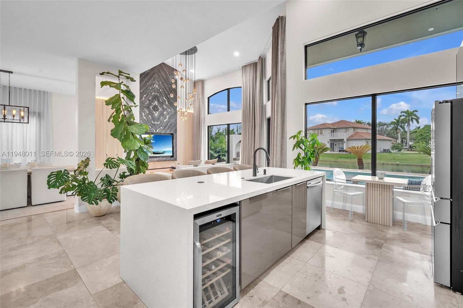 WINDSOR PALMS - Residential