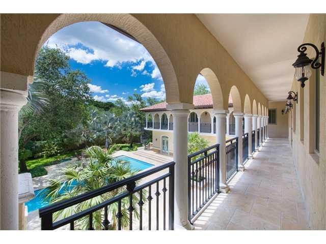 HAMMOCK LAKE PK REPLAT OF - Residential