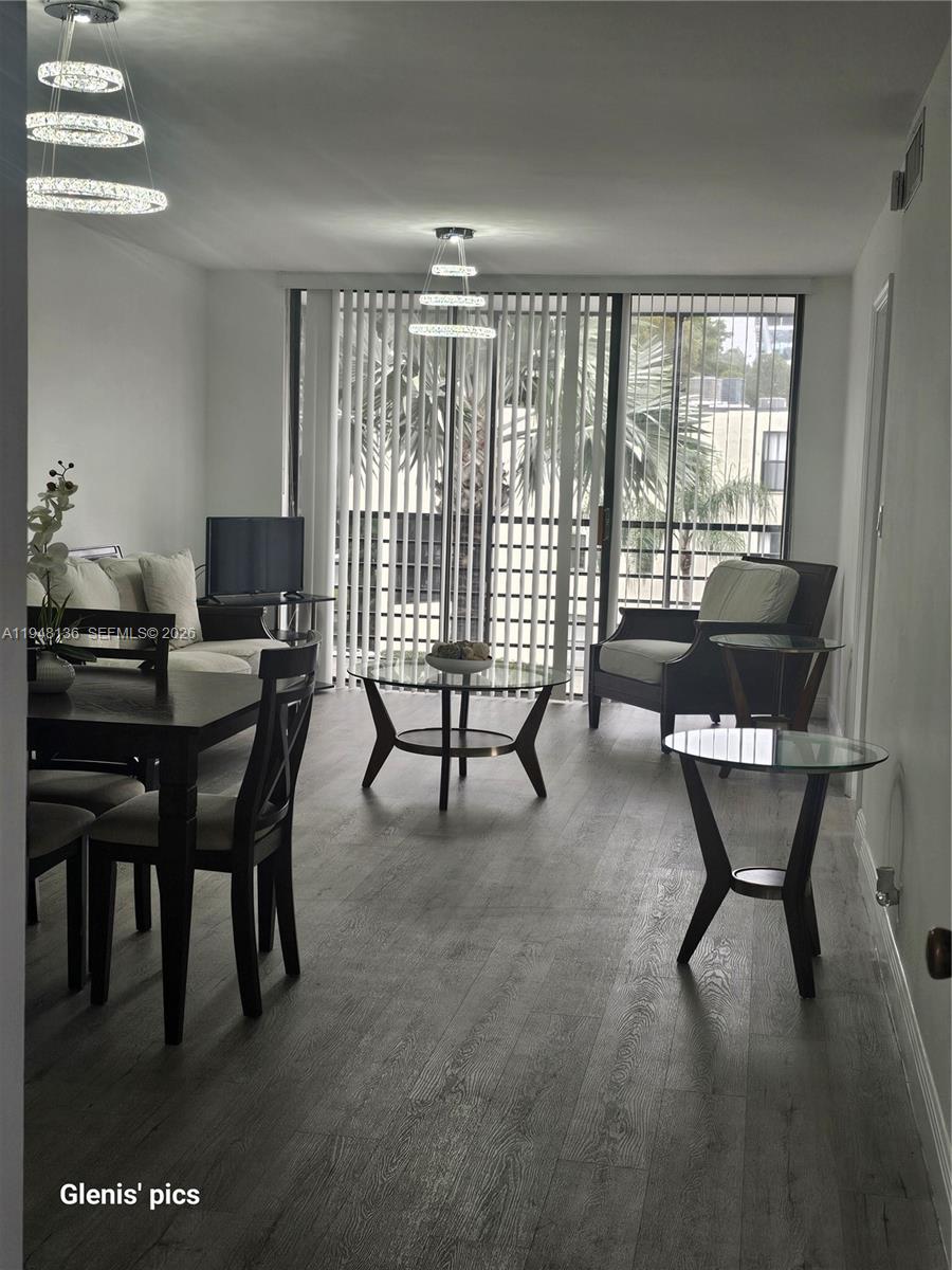 20400 W Country Club Dr 301