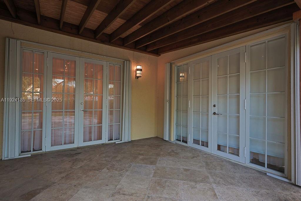 DORAL ISLES MEDITERRANEA - Residential