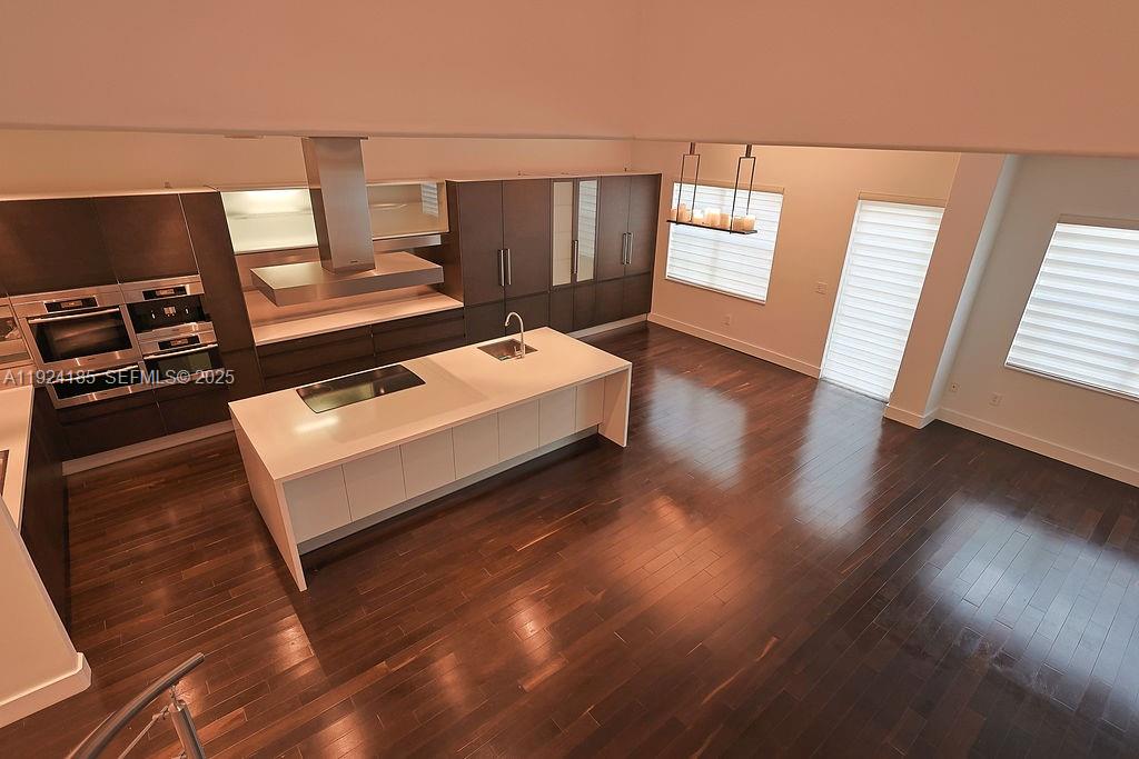 DORAL ISLES MEDITERRANEA - Residential