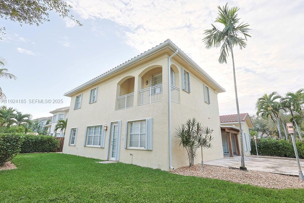 DORAL ISLES MEDITERRANEA - Residential