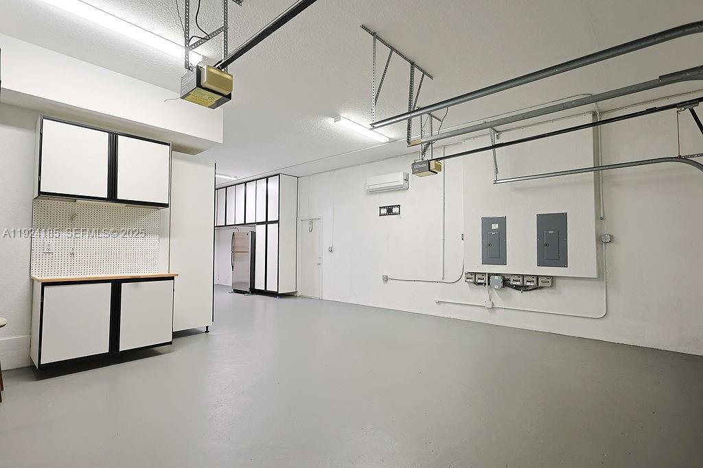 DORAL ISLES MEDITERRANEA - Residential