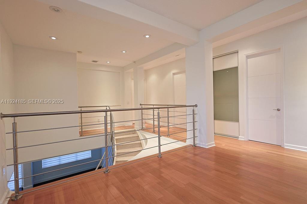 DORAL ISLES MEDITERRANEA - Residential