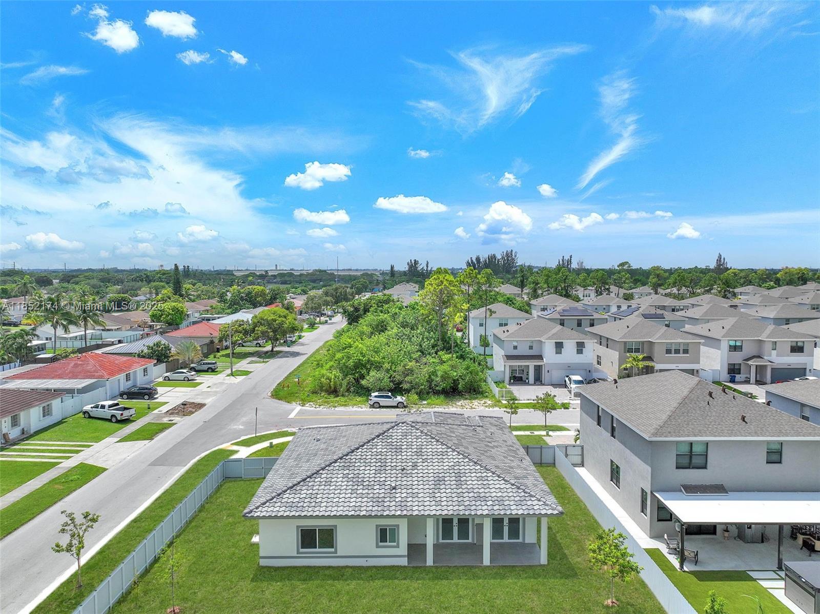 DIXIE HEIGHTS - Residential
