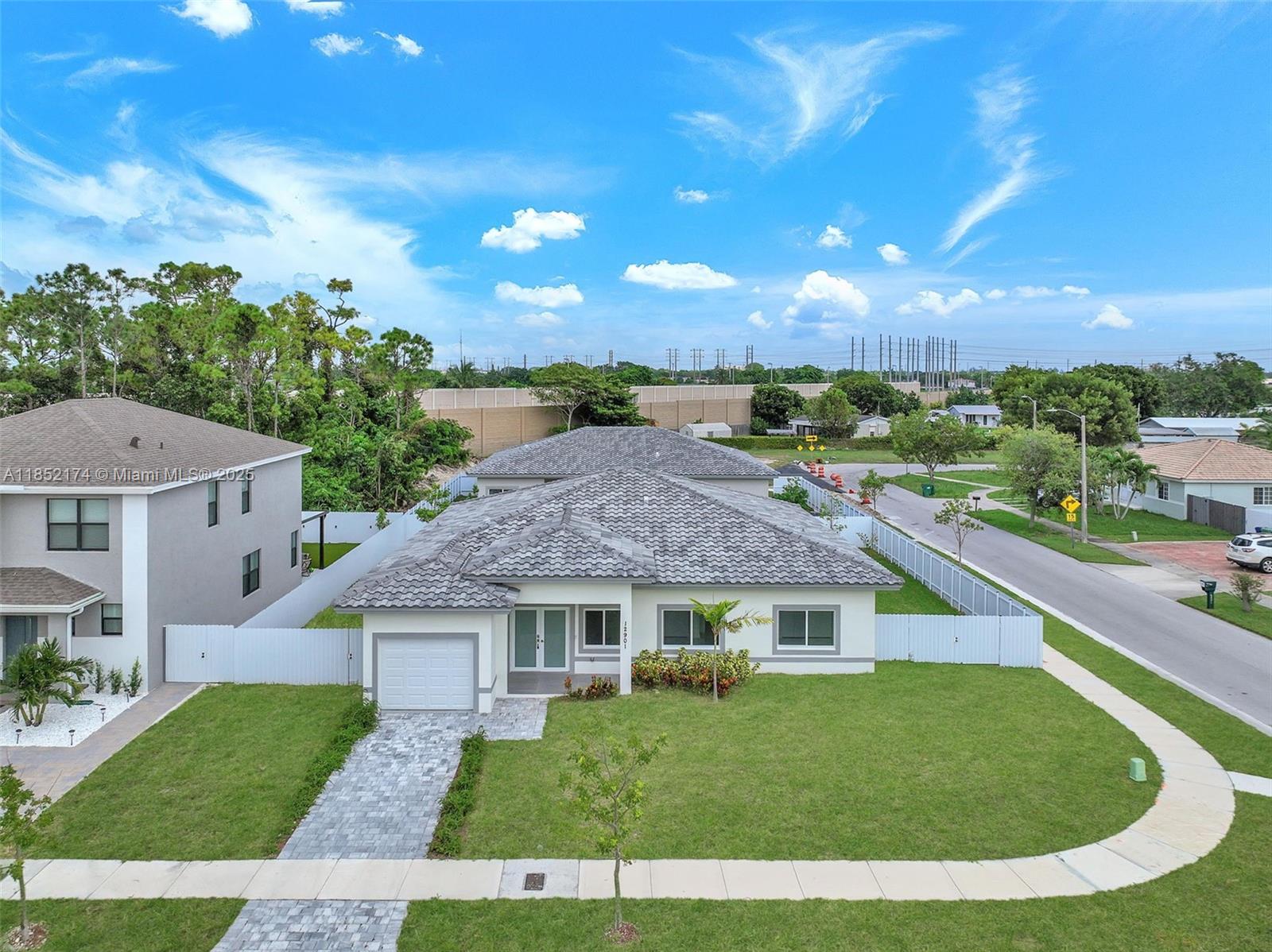 DIXIE HEIGHTS - Residential
