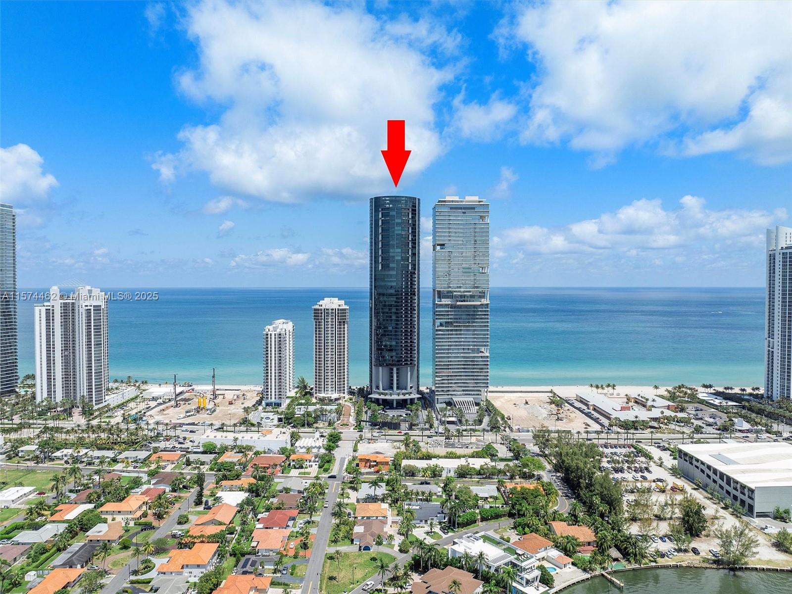 18555 COLLINS AVENUE COND - Residential