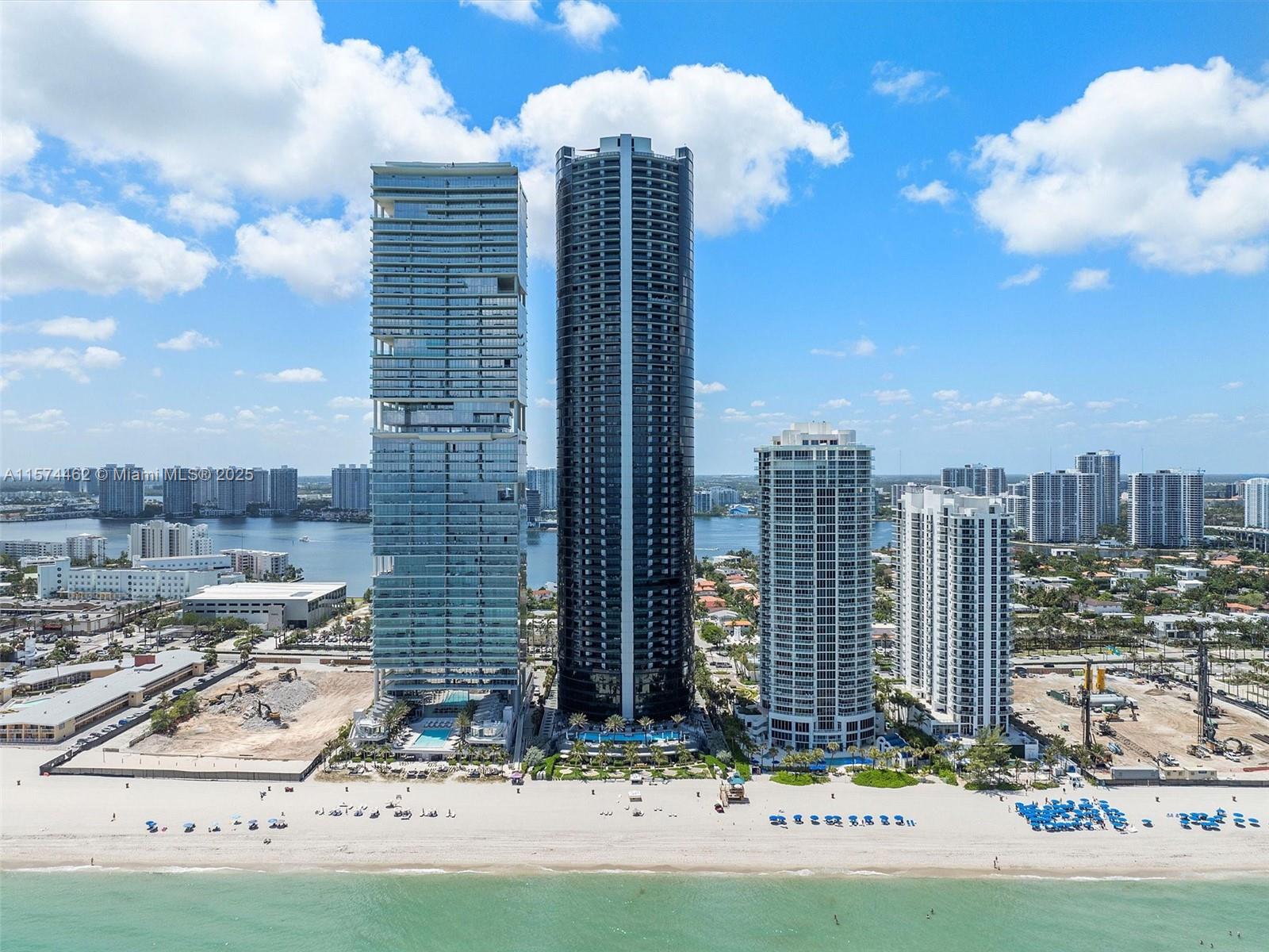 18555 COLLINS AVENUE COND - Residential