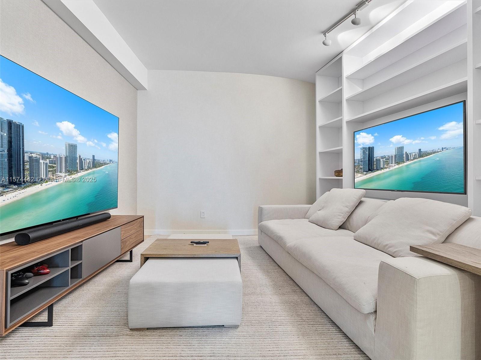 18555 COLLINS AVENUE COND - Residential
