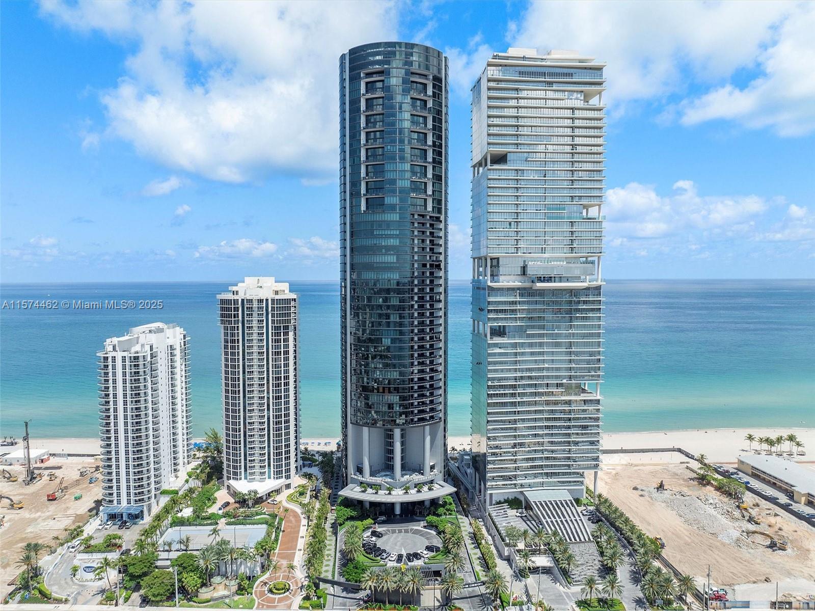18555 COLLINS AVENUE COND - Residential