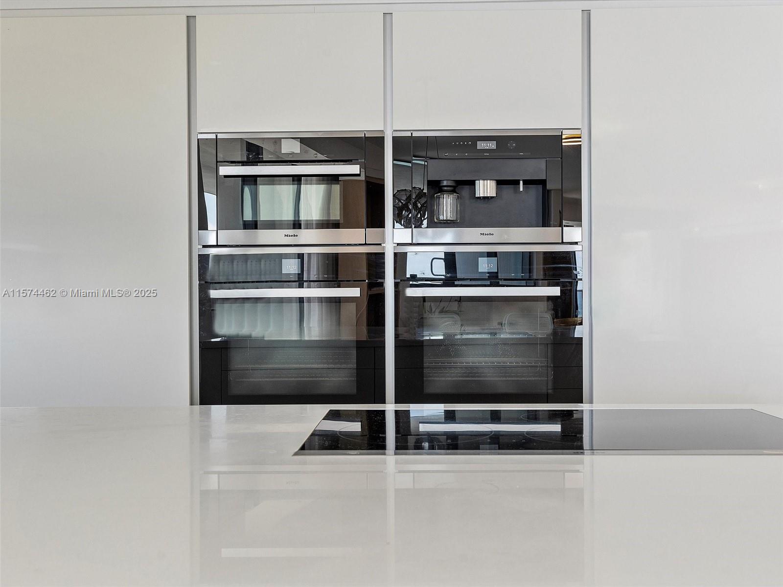 18555 COLLINS AVENUE COND - Residential