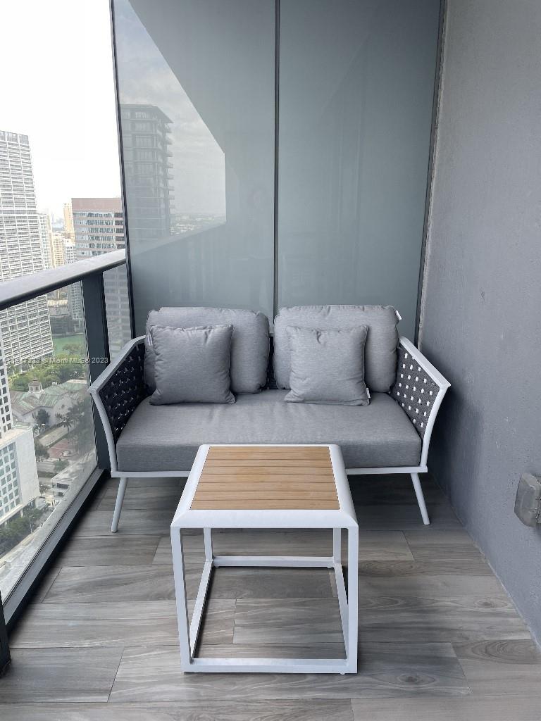 801 SMA RESIDENCES CONDO - Residential