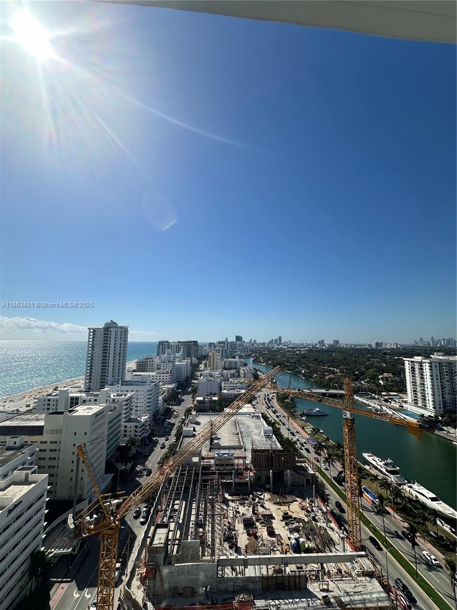 4401 Collins Ave 2108