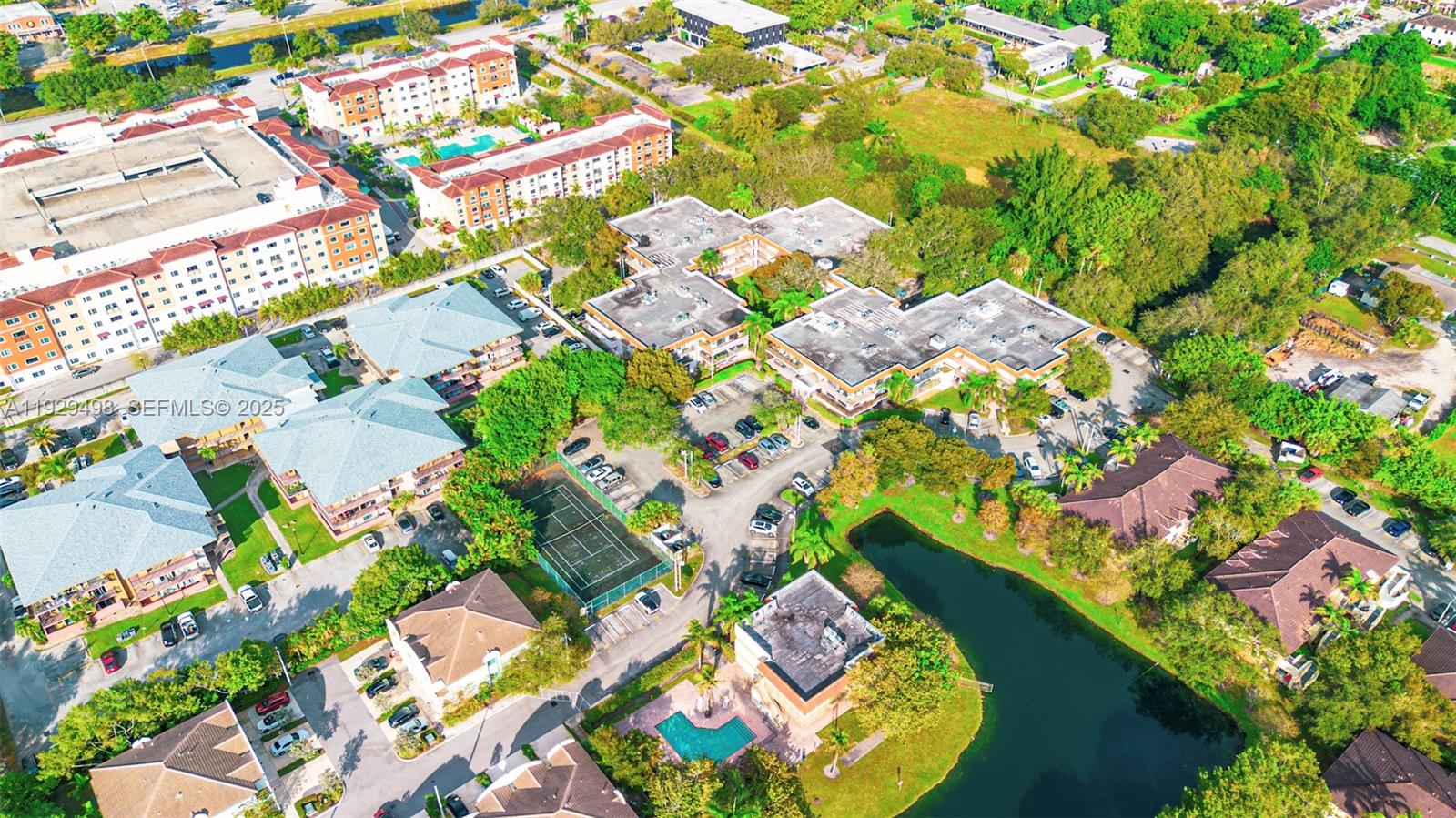 JASMINE LAKES I CONDO - Residential