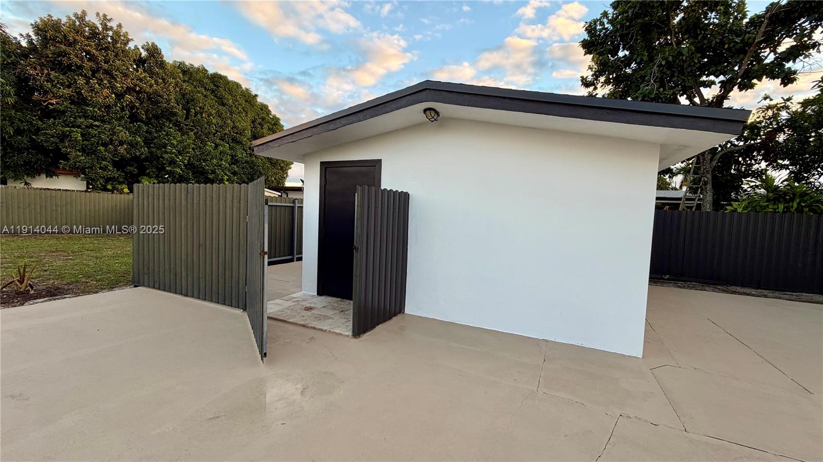 CAROL CITY PALMETTO PARK - Residential