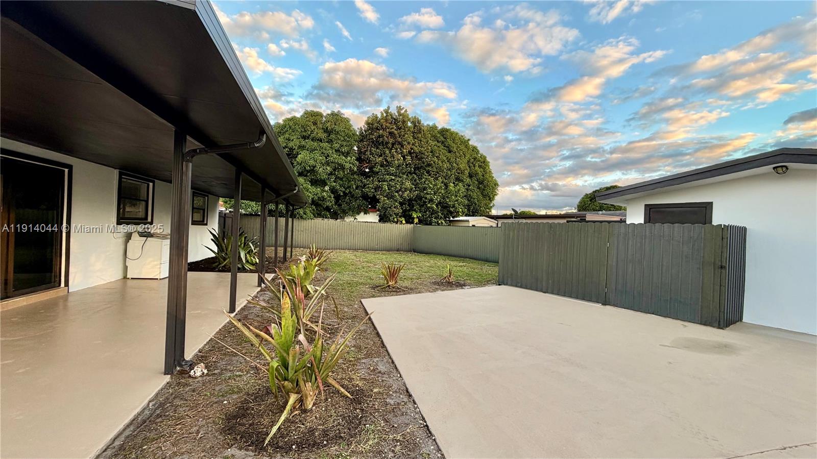 CAROL CITY PALMETTO PARK - Residential