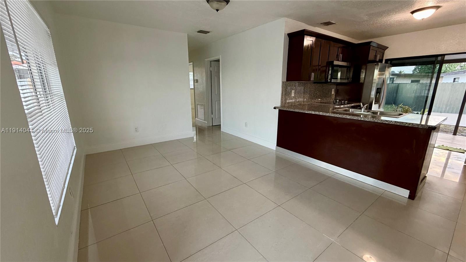 CAROL CITY PALMETTO PARK - Residential