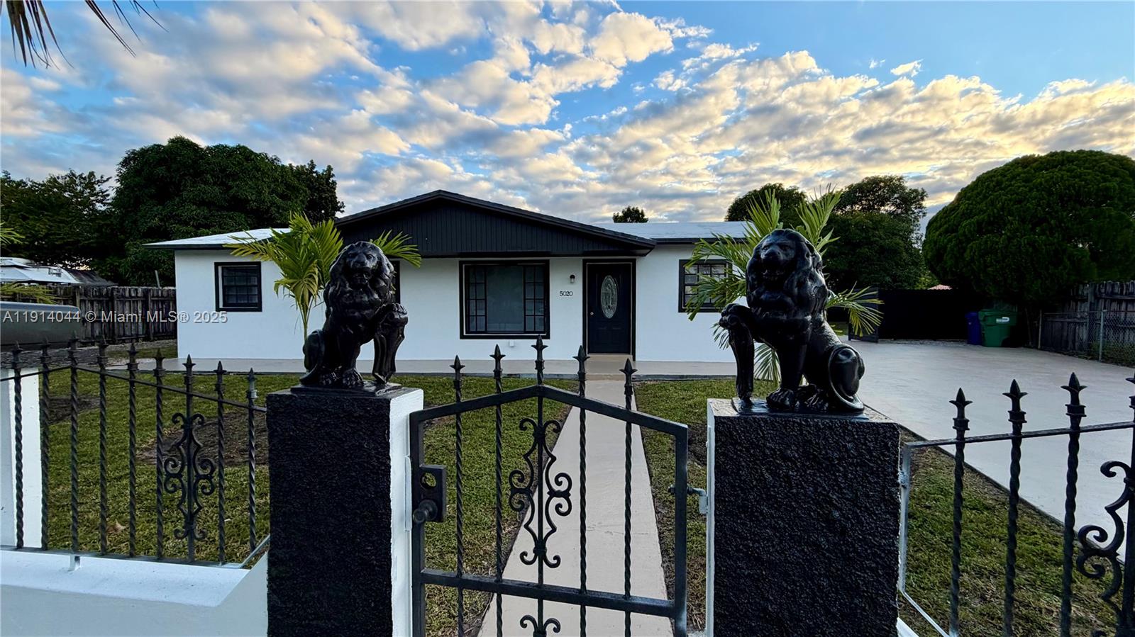 CAROL CITY PALMETTO PARK - Residential