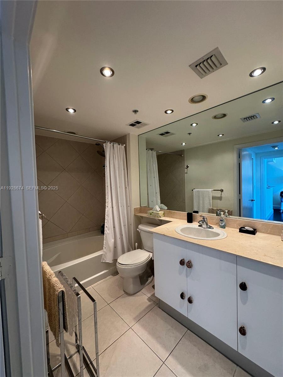 ONE MIAMI EAST CONDO - Residential