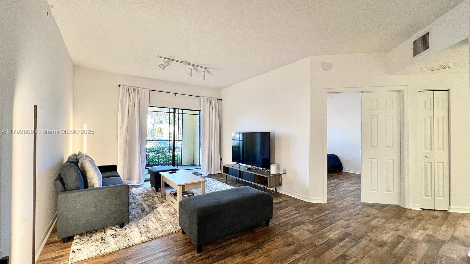 SAN MATERA THE GARDENS CO - Residential Lease