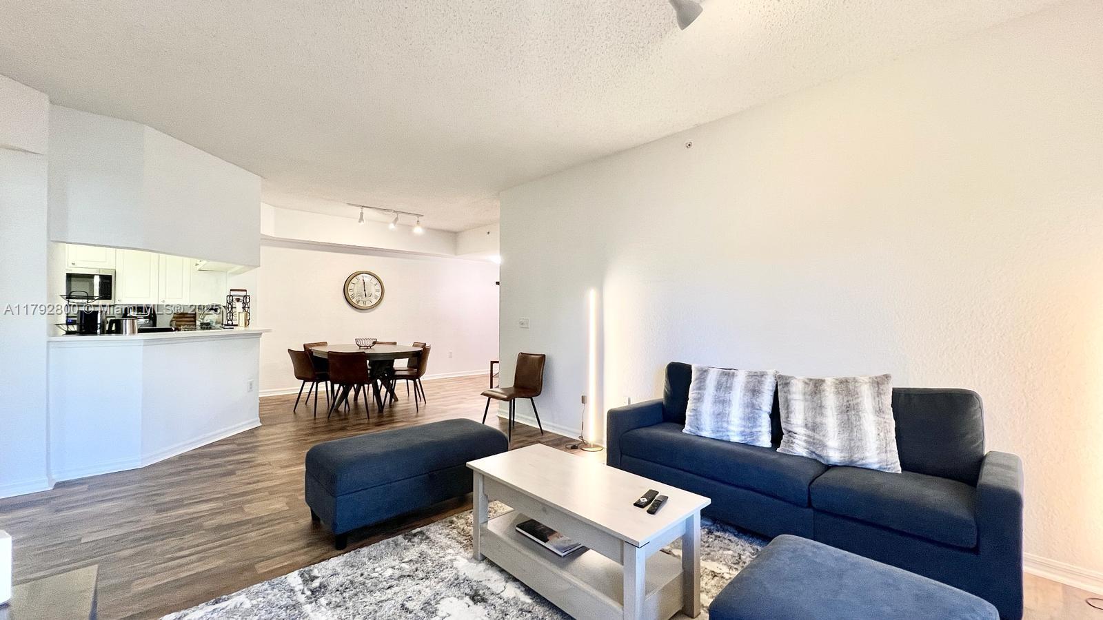 SAN MATERA THE GARDENS CO - Residential Lease
