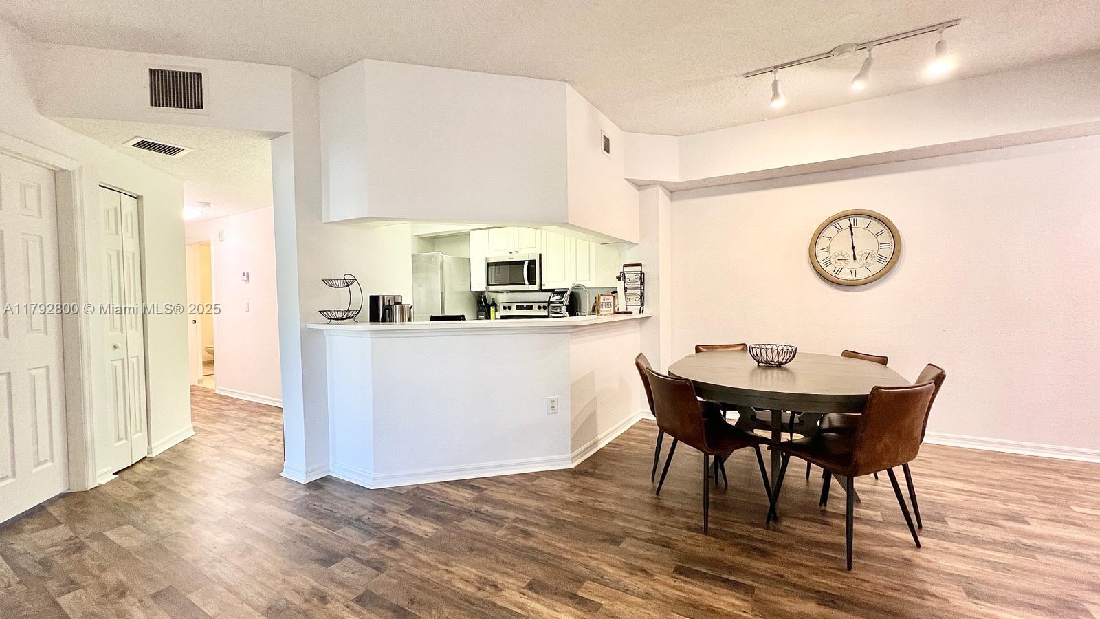 SAN MATERA THE GARDENS CO - Residential Lease