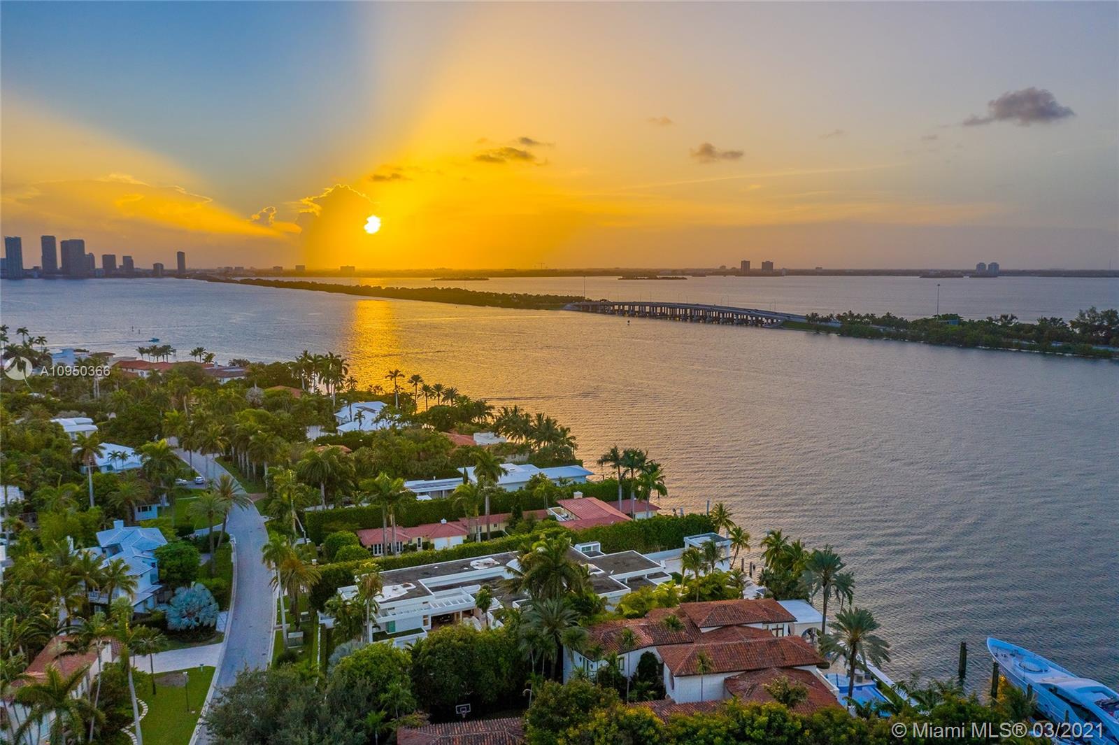 SUNSET ISLANDS ISLAND NO - Residential