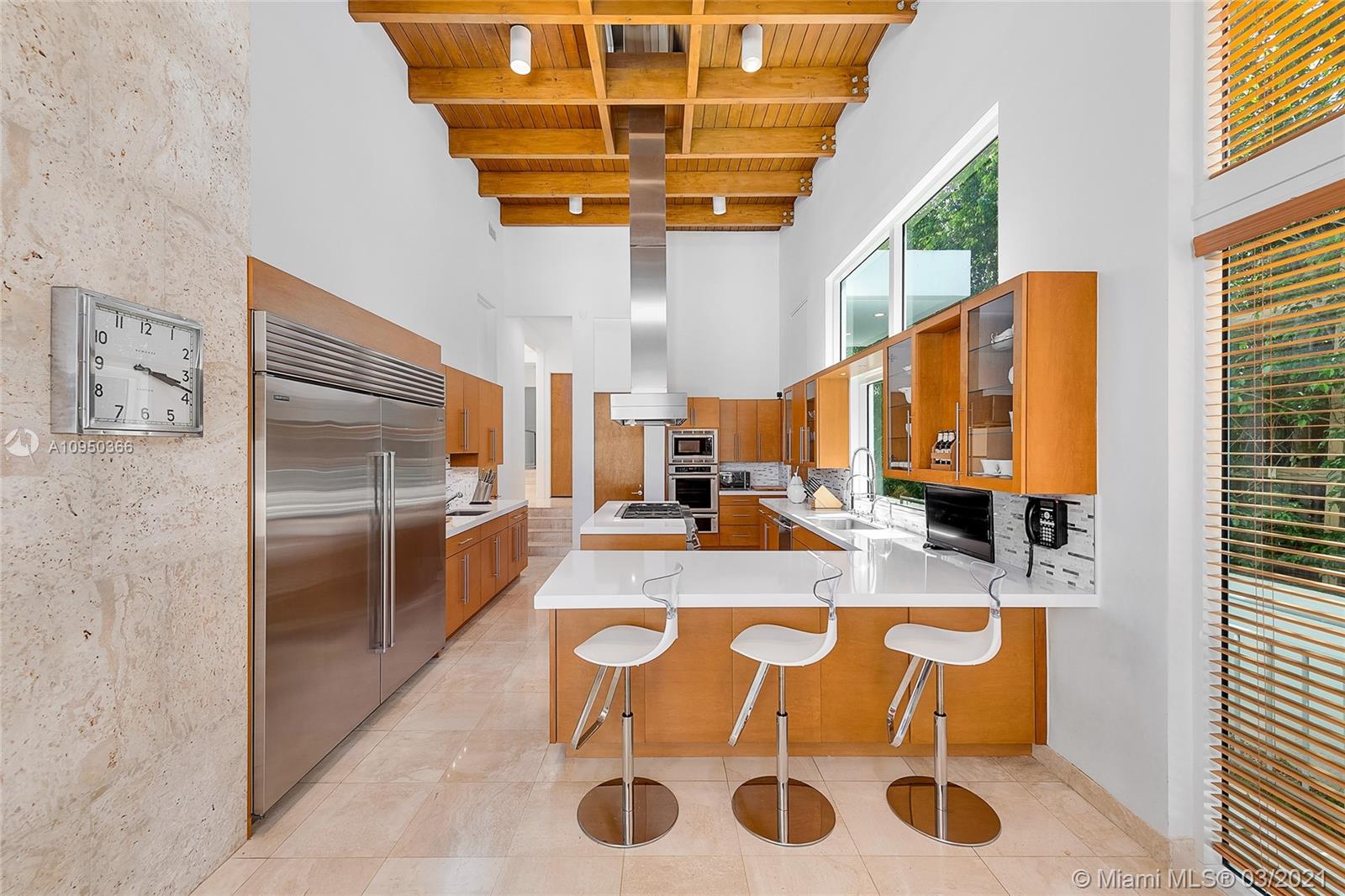 SUNSET ISLANDS ISLAND NO - Residential