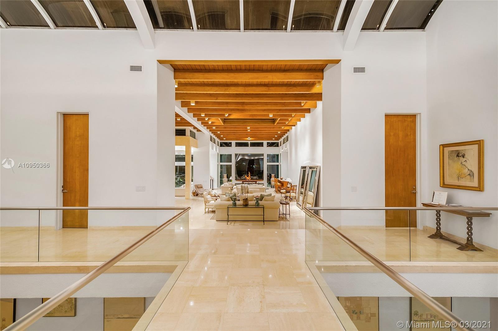 SUNSET ISLANDS ISLAND NO - Residential