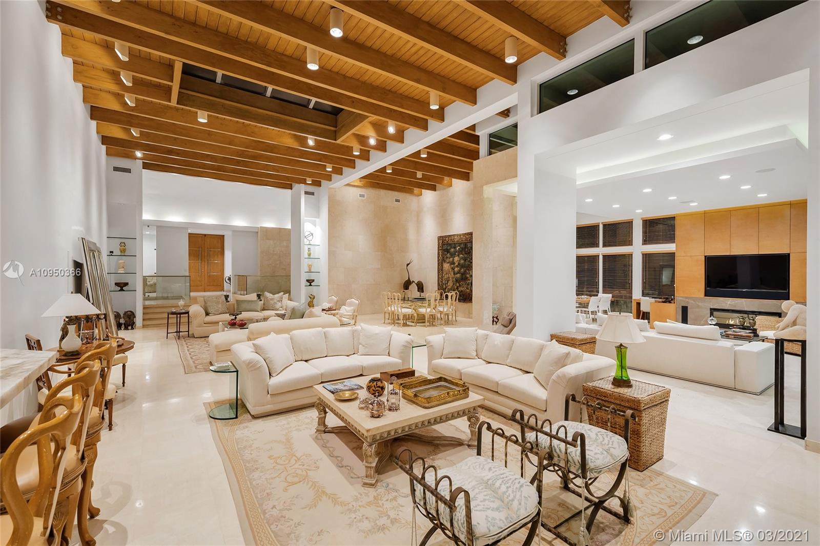 SUNSET ISLANDS ISLAND NO - Residential