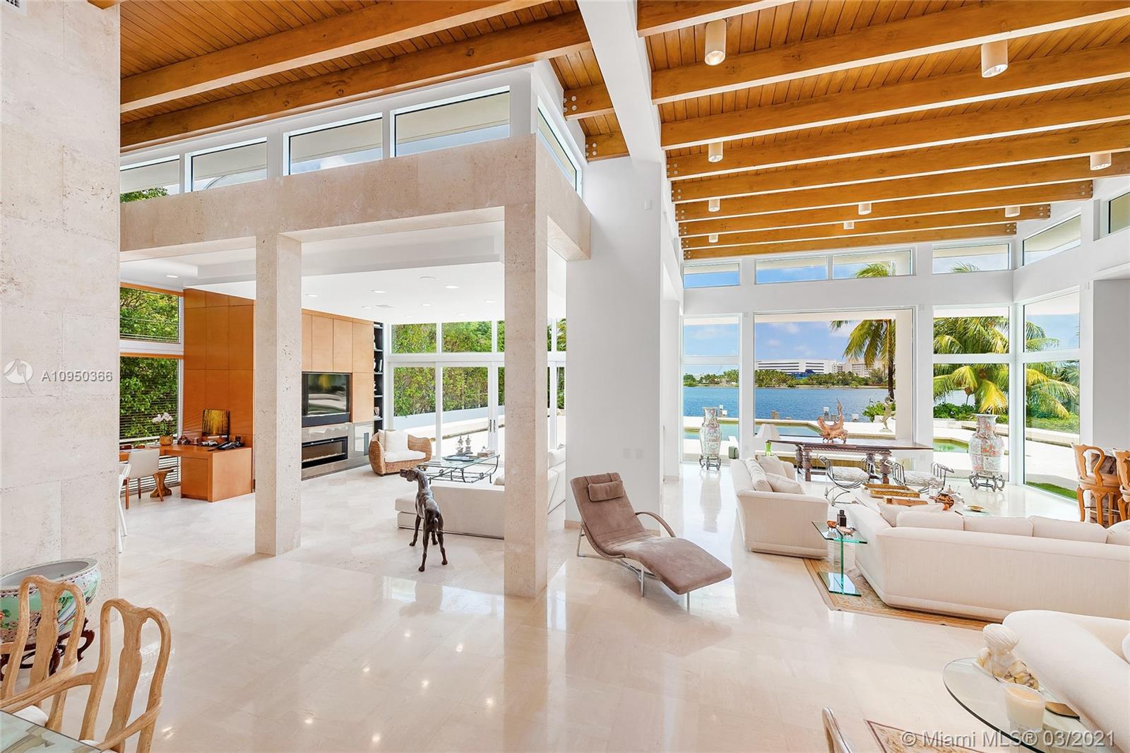 SUNSET ISLANDS ISLAND NO - Residential