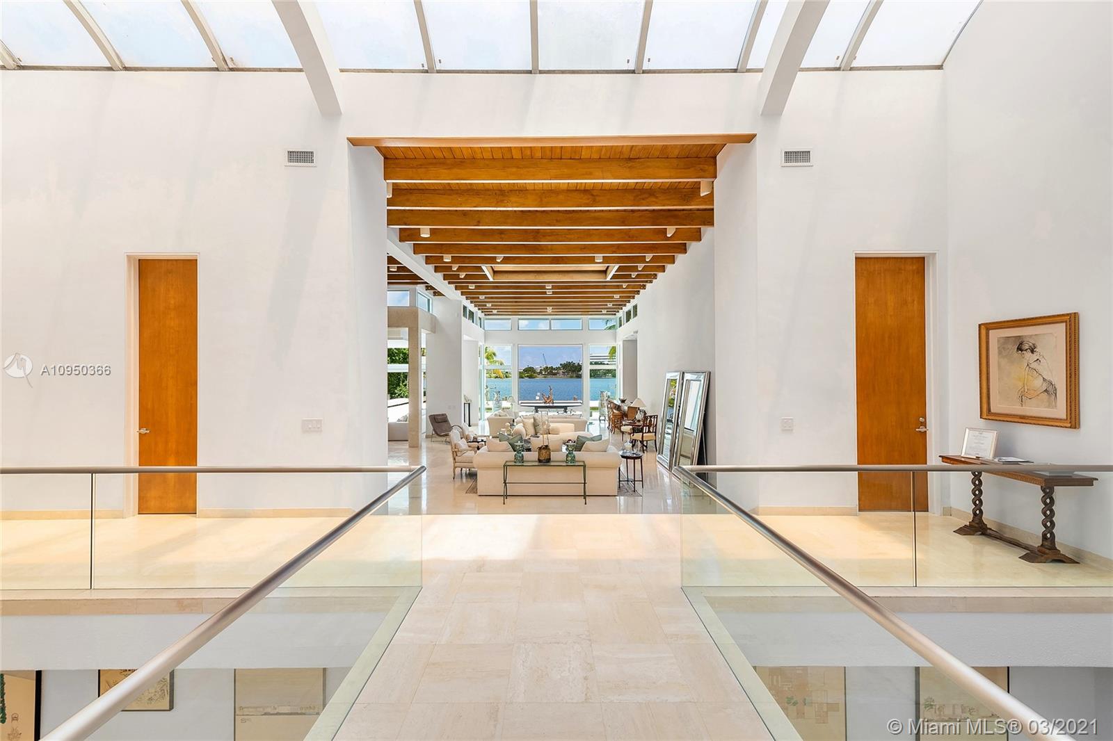 SUNSET ISLANDS ISLAND NO - Residential