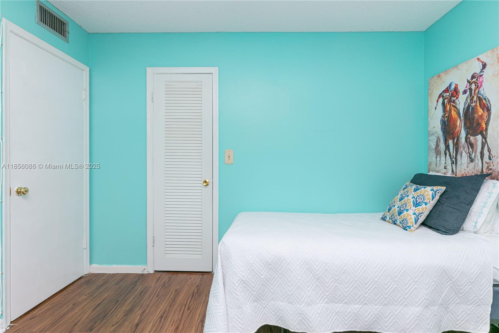 MEADOWBROOK - Residential Lease