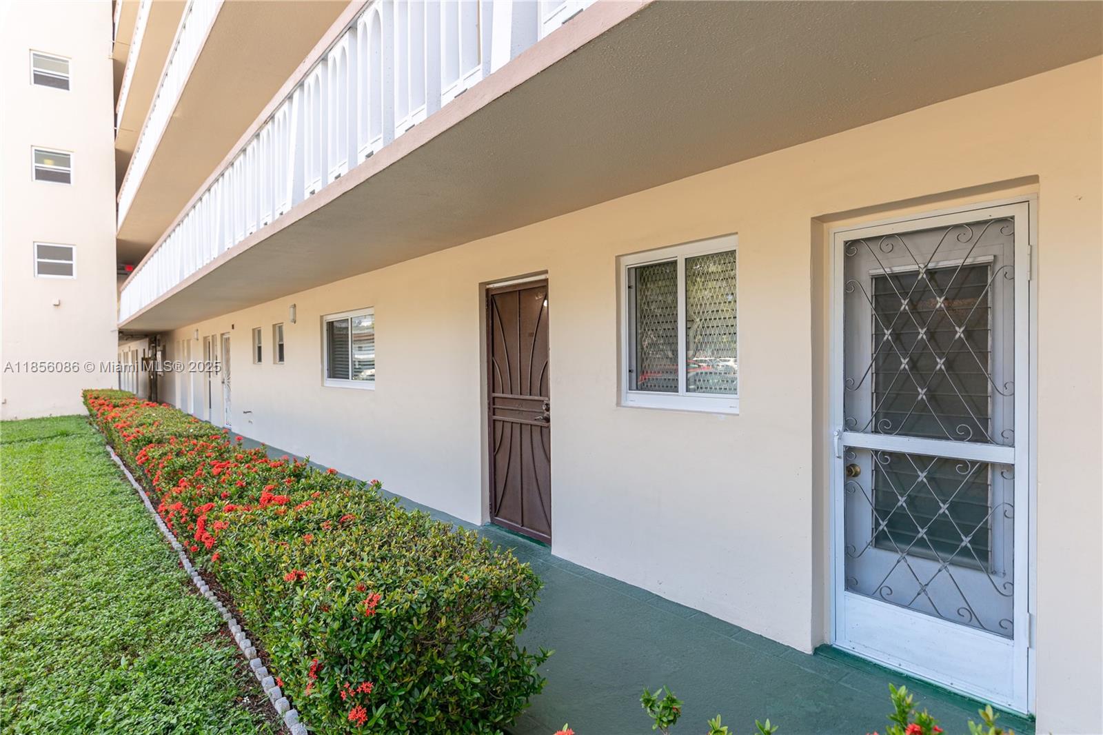 MEADOWBROOK - Residential Lease