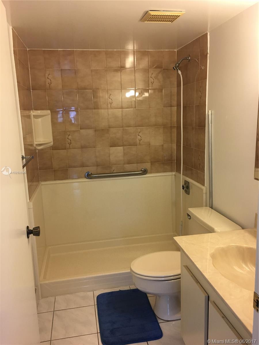 Abbott By The Sea Condo - Residential Lease